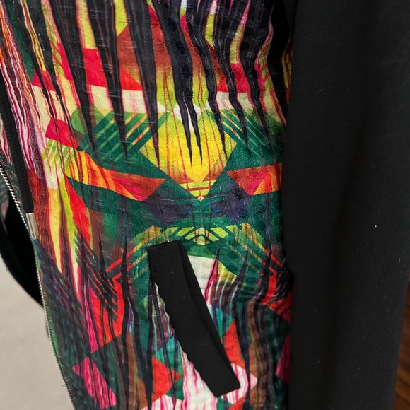 🌺Reflex Women’s Colorful Full Zip Athleisure Hooded Jacket Side Pockets Sz SM - Picture 5 of 5